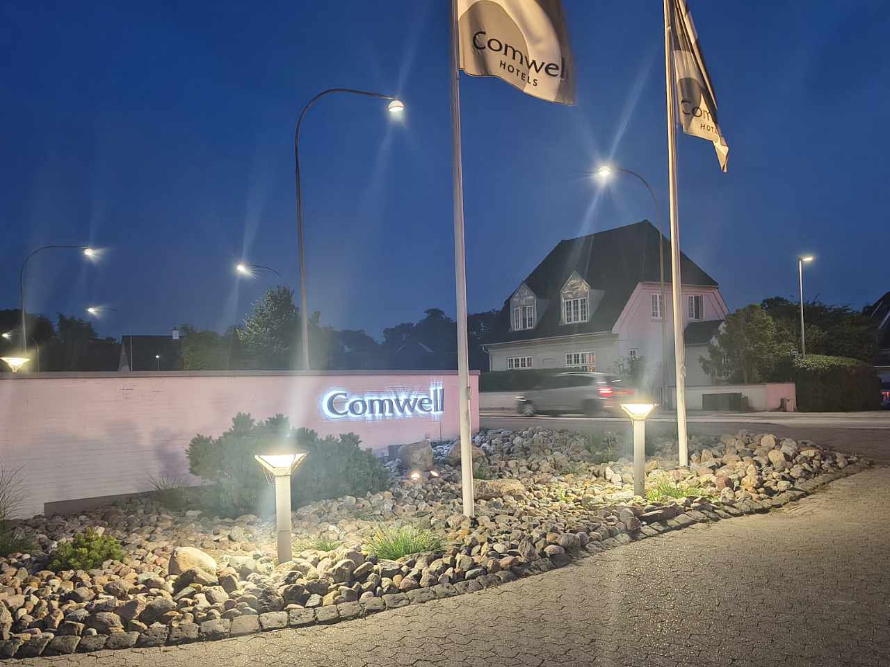 belysning af flagstænger comwell køge